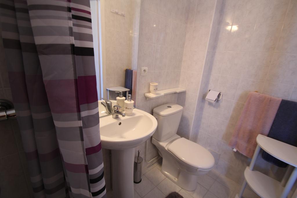 Domaine Des Roses Bed & Breakfast Vaudelnay Room photo